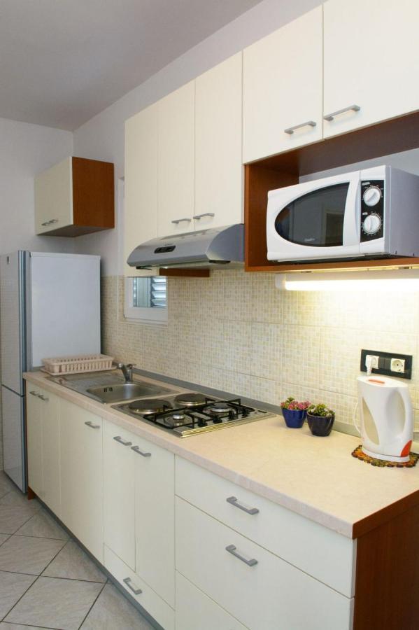 Apartments Marija - By The Sea Rogoznica (Sibenik-Knin) Exterior foto