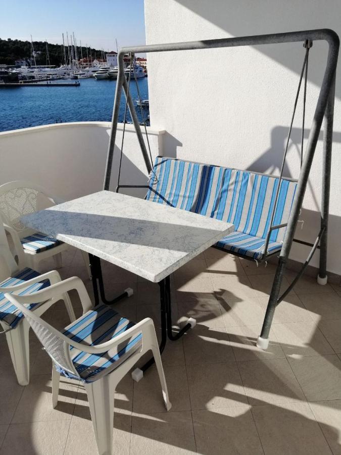 Apartments Marija - By The Sea Rogoznica (Sibenik-Knin) Exterior foto