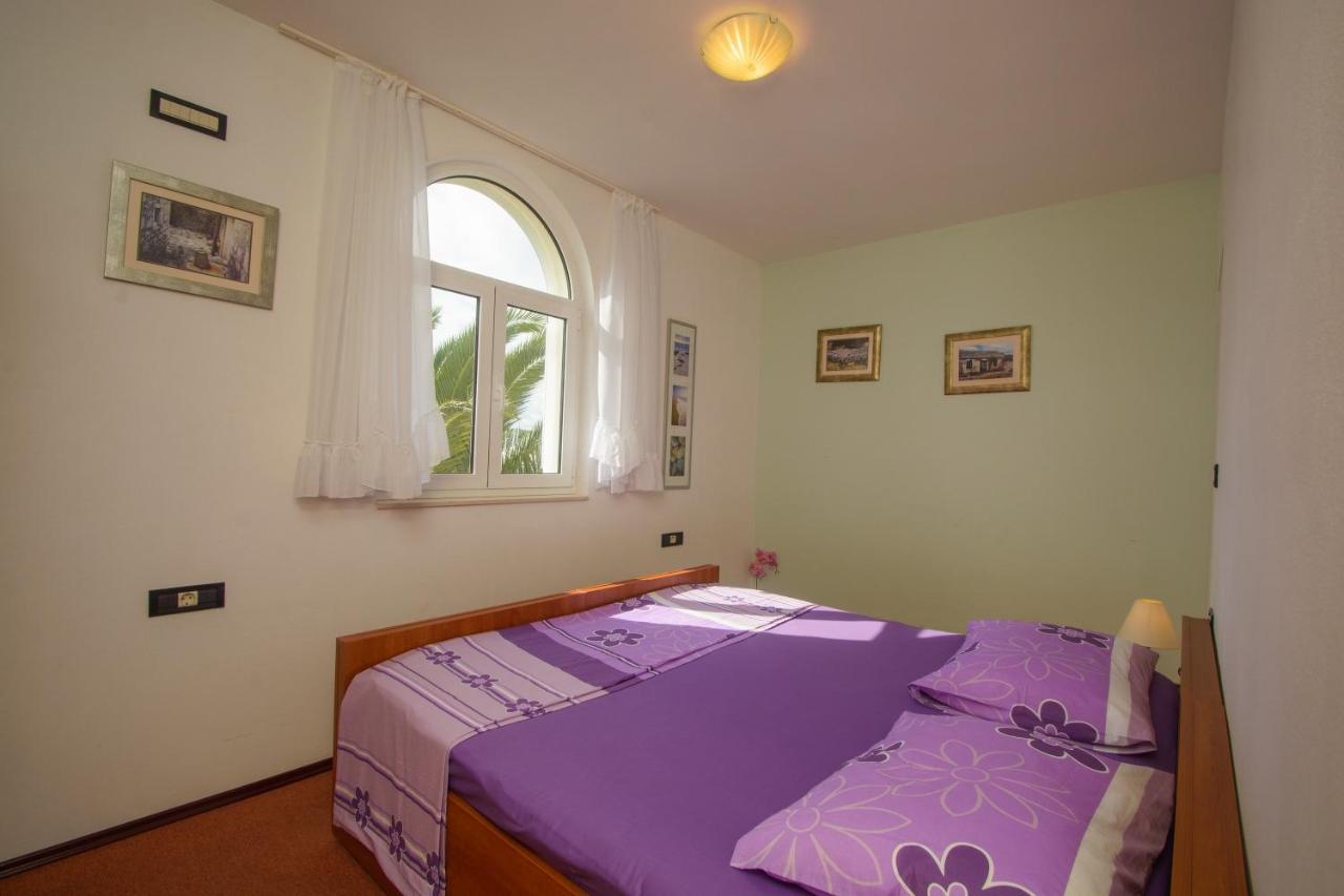 Apartments Marija - By The Sea Rogoznica (Sibenik-Knin) Exterior foto